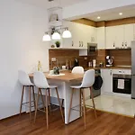 Comfort 37 - Luxury Near The Gondola Bansko